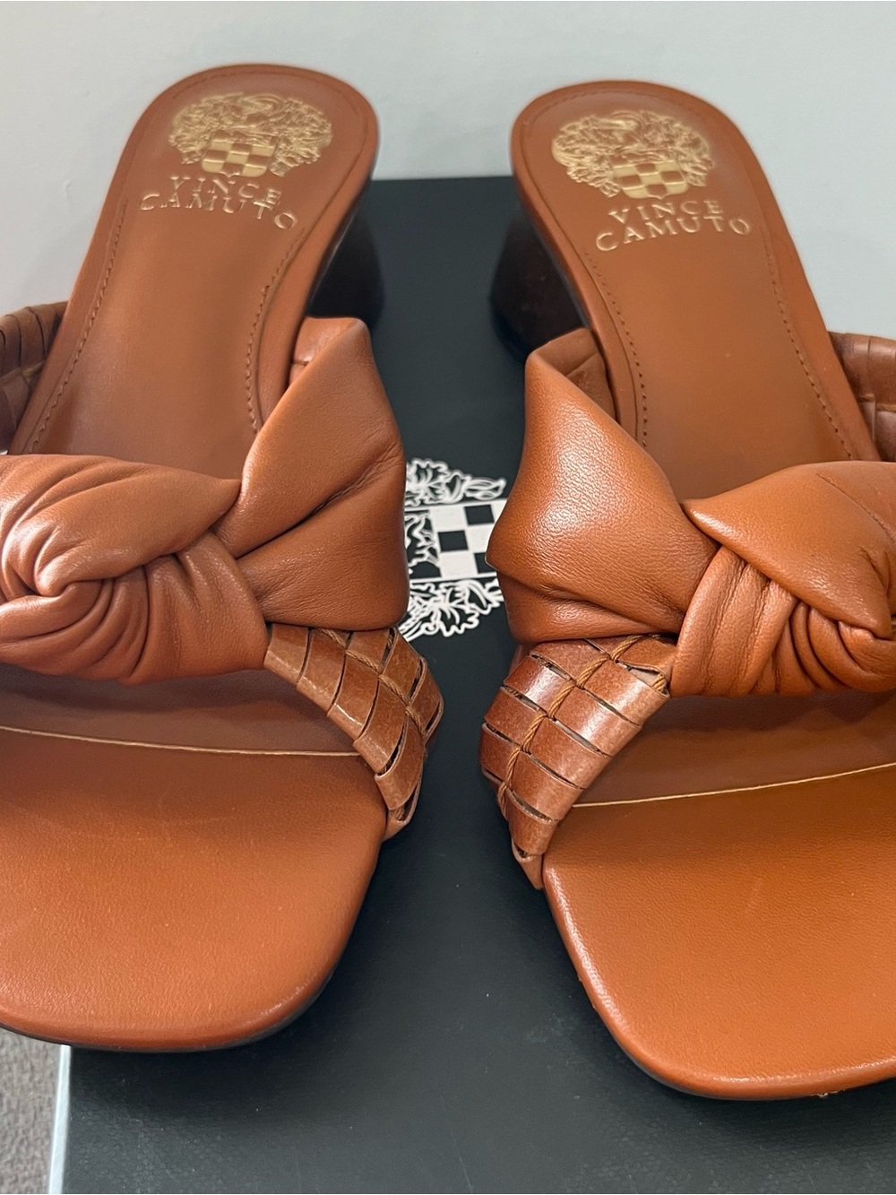 Vince Camuto VC-Leana Dark Golden Slide Heels New in Box - Picture 6 of 7